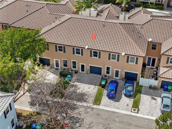 16958 SW 92nd St 16958, Miami FL 33196