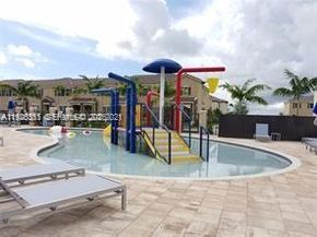 16958 SW 92nd St 16958, Miami FL 33196