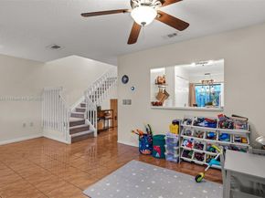 1652 N 14th Ter, Hollywood FL 33020