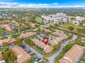 1652 N 14th Ter, Hollywood FL 33020