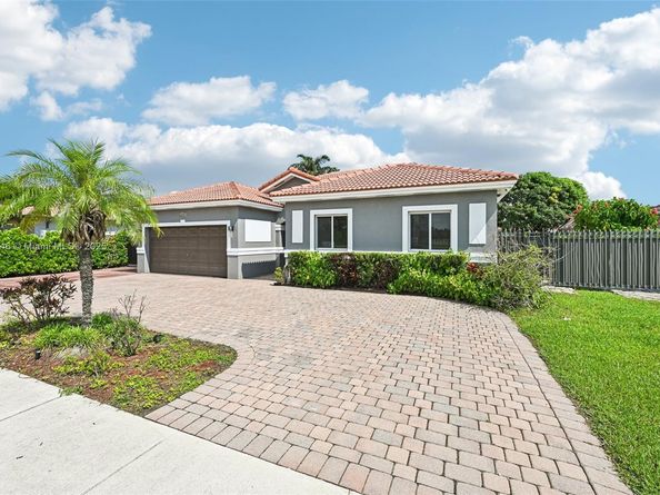 15333 SW 184th St, Miami FL 33187