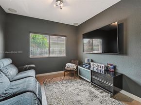 15333 SW 184th St, Miami FL 33187