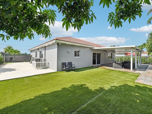 15333 SW 184th St, Miami FL 33187