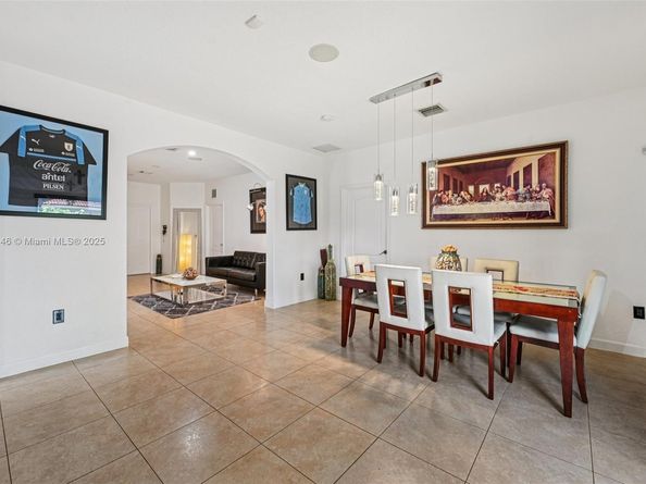 15333 SW 184th St, Miami FL 33187