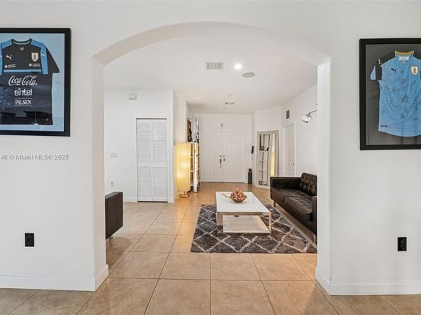 15333 SW 184th St, Miami FL 33187