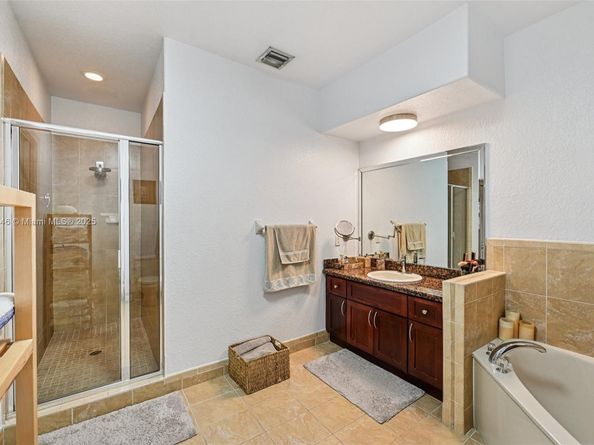 15333 SW 184th St, Miami FL 33187