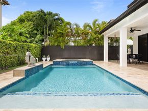 5324 SW 164th Ct, Miami FL 33185