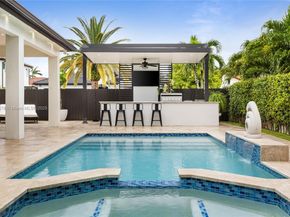 5324 SW 164th Ct, Miami FL 33185