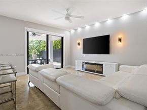 5324 SW 164th Ct, Miami FL 33185