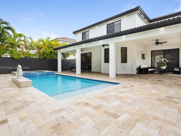 5324 SW 164th Ct, Miami FL 33185