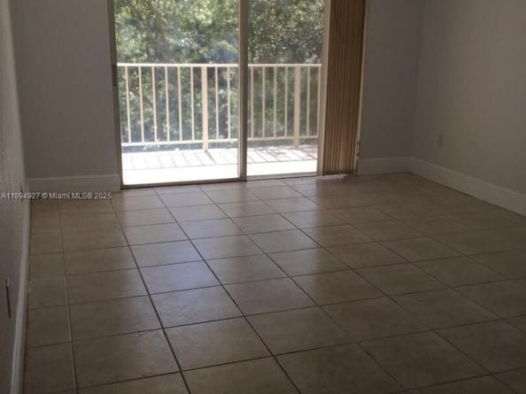 13100 SW 92nd Ave APH7, Miami FL 33176