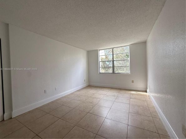 13100 SW 92nd Ave APH7, Miami FL 33176