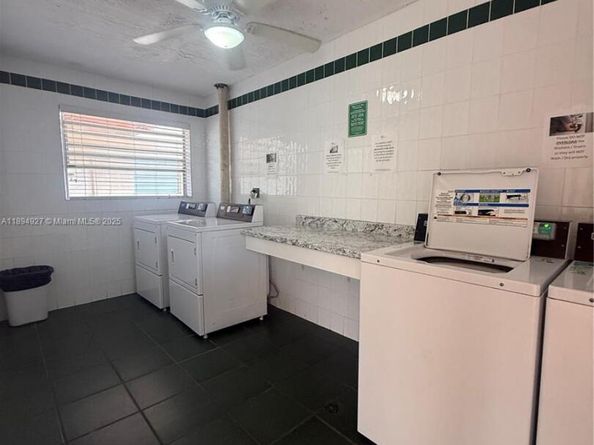 13100 SW 92nd Ave APH7, Miami FL 33176