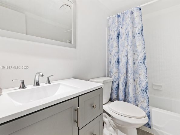 7605 NW 5th Pl 103, Margate FL 33063