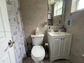 5387 SW 40th Ave 103, Dania Beach FL 33314