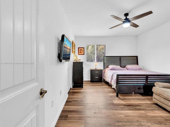 625 SE 30th Ter, Homestead FL 33033