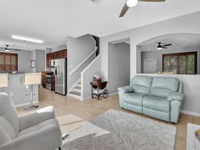 625 SE 30th Ter, Homestead FL 33033