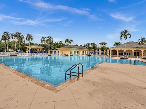 625 SE 30th Ter, Homestead FL 33033