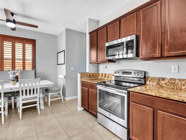 625 SE 30th Ter, Homestead FL 33033