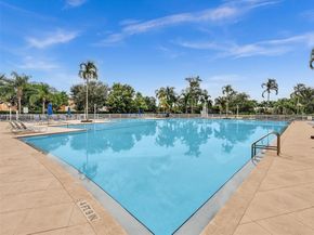 625 SE 30th Ter, Homestead FL 33033