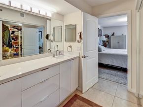 3500 Mystic Pointe Dr 302, Aventura FL 33180