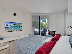 21200 The Point 403, Aventura FL 33180