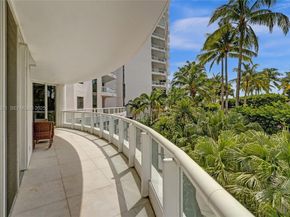 21200 The Point 403, Aventura FL 33180