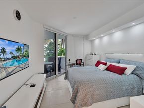 21200 The Point 403, Aventura FL 33180