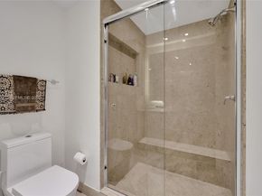 21200 The Point 403, Aventura FL 33180