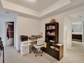 21200 The Point 403, Aventura FL 33180