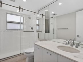 3090 N Course Dr 807, Pompano Beach FL 33069