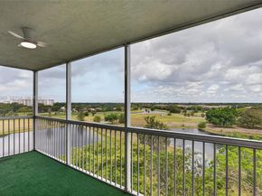3090 N Course Dr 807, Pompano Beach FL 33069