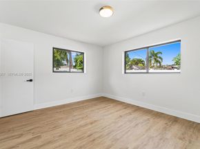 7731 Farragut St, Hollywood FL 33024