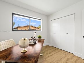 7731 Farragut St, Hollywood FL 33024