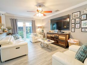 1039 NW 124th Ter, Sunrise FL 33323
