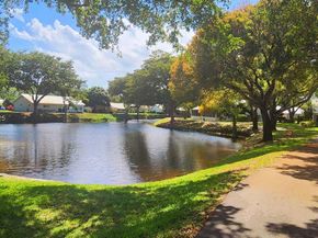 22310 Cameo Dr E, Boca Raton FL 33433