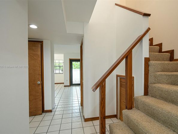 3542 SW 17 Street 2B, Miami FL 33145
