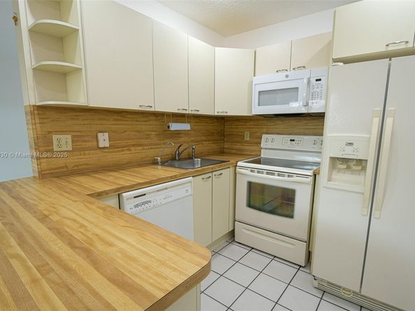 3542 SW 17 Street 2B, Miami FL 33145