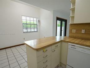 3542 SW 17 Street 2B, Miami FL 33145