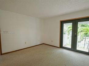 3542 SW 17 Street 2B, Miami FL 33145