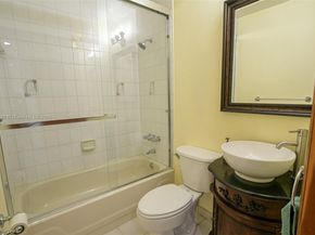 3542 SW 17 Street 2B, Miami FL 33145