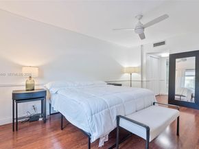 100 Edgewater Dr 204, Coral Gables FL 33133