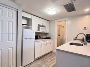 26 Diplomat Pkwy 2308, Hallandale Beach FL 33009