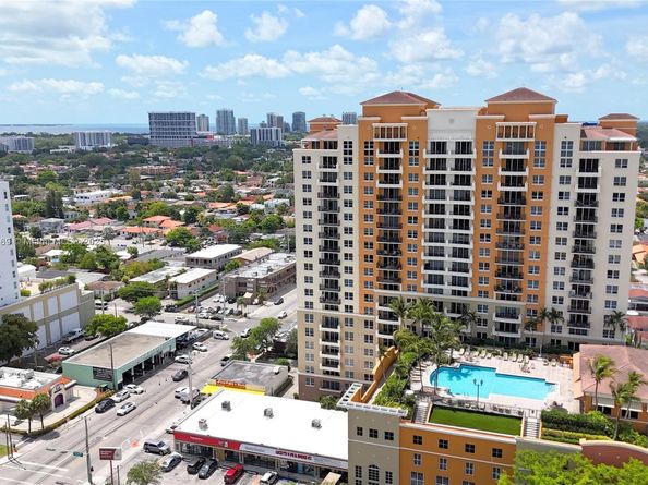 3232 SW 22nd Ter 1502, Miami FL 33145