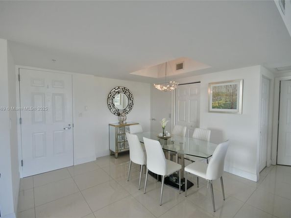 3232 SW 22nd Ter 1502, Miami FL 33145