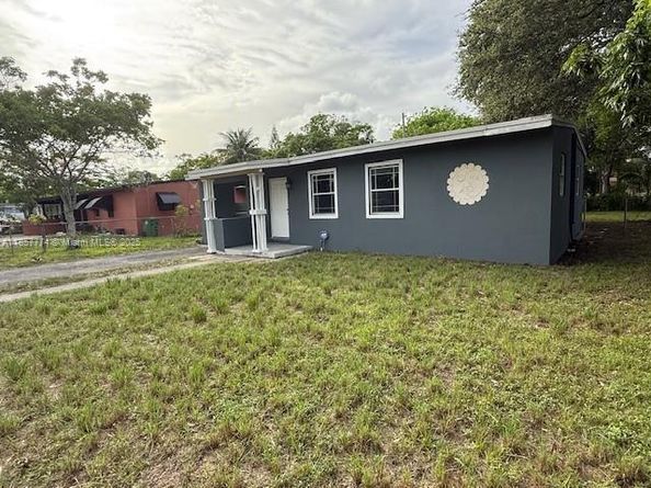 1413 NW 11th St, Fort Lauderdale FL 33311