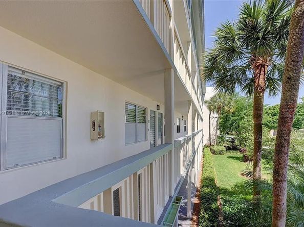 2501 Antigua Ter D2, Coconut Creek FL 33066