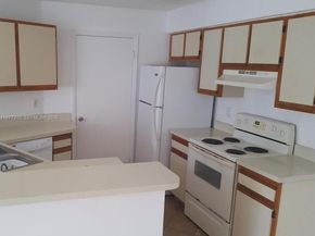 9999 Summerbreeze Dr 420, Sunrise FL 33322