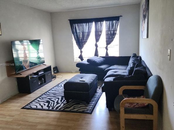 1331 S Dixie Hwy 316, Deerfield Beach FL 33441