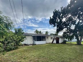 210 SW 65th Ave, Pembroke Pines FL 33023